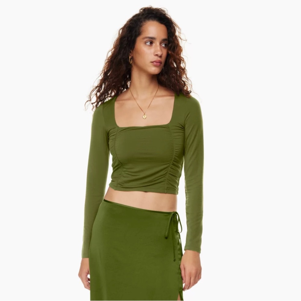 NWOT ARITZIA WILFRED SQUARE NECK TOP